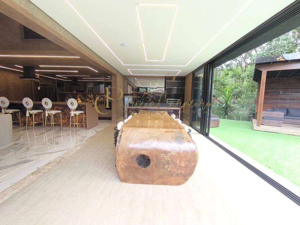 Casa, 6 quartos, 550 m² - Foto 1
