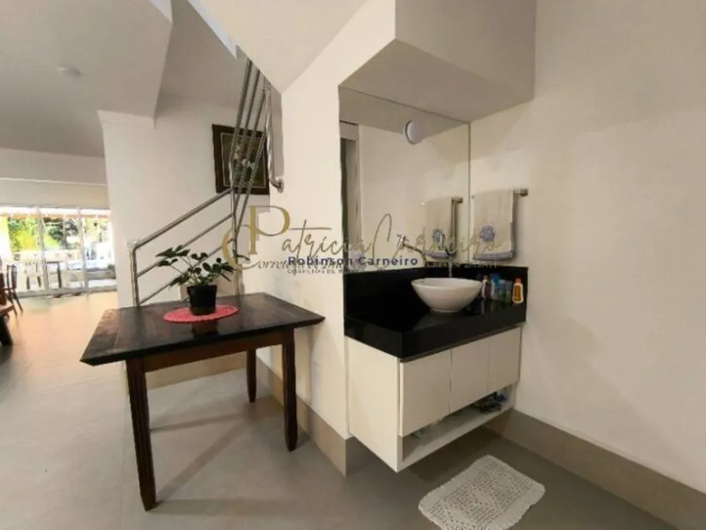 Casa, 6 quartos, 208 m² - Foto 4