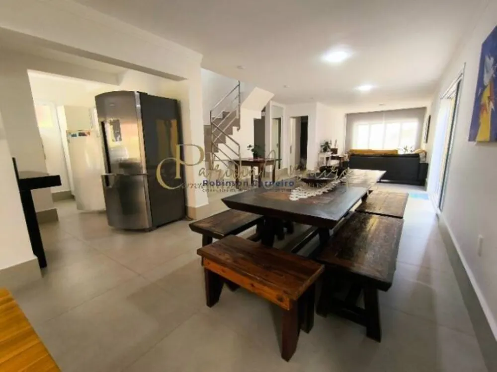 Casa, 6 quartos, 208 m² - Foto 5