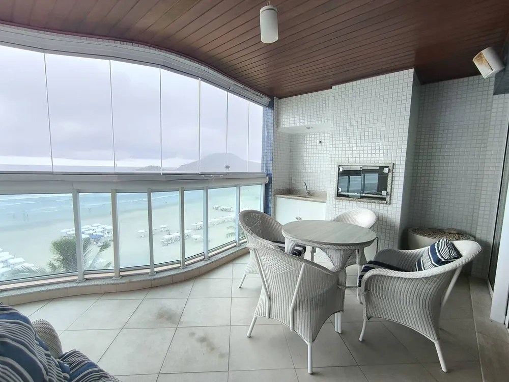 Apartamento, 3 quartos, 203 m² - Foto 1