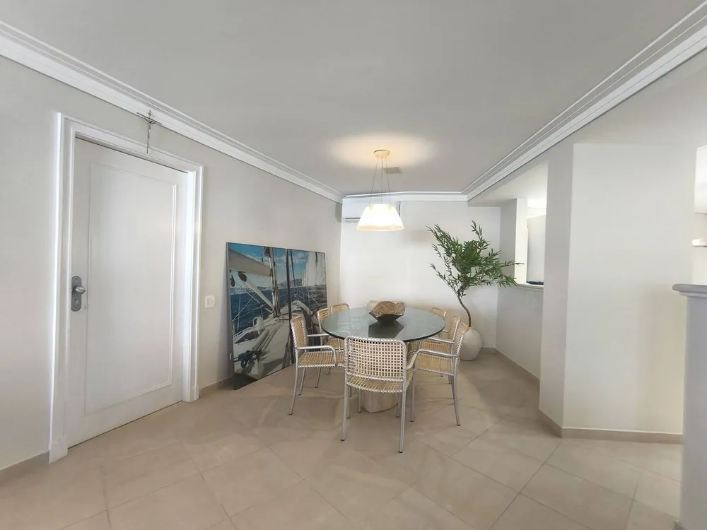 Apartamento, 3 quartos, 203 m² - Foto 2