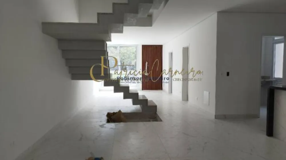Casa, 6 quartos, 310 m² - Foto 1