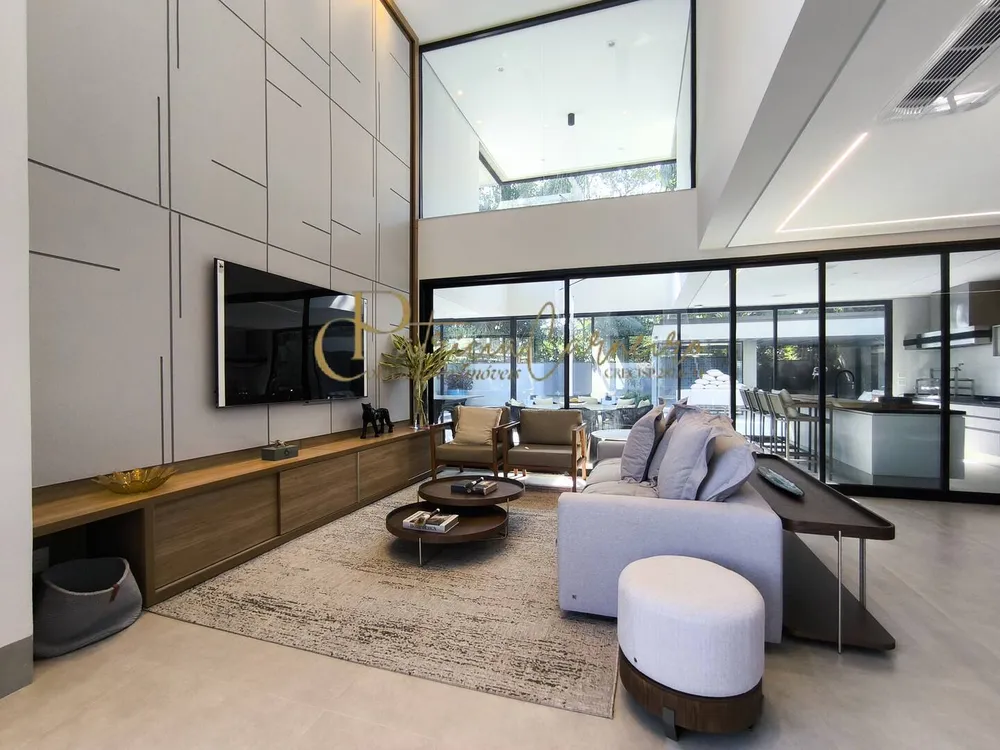 Casa, 6 quartos, 556 m² - Foto 1