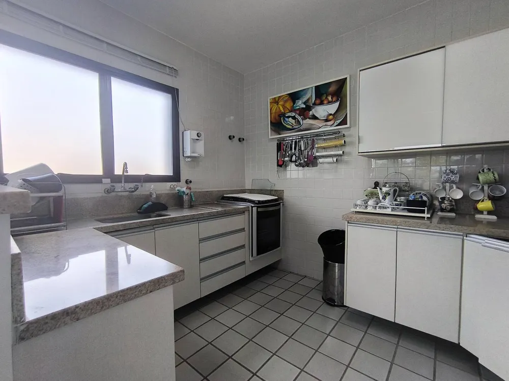 Cobertura, 3 quartos, 227 m² - Foto 5