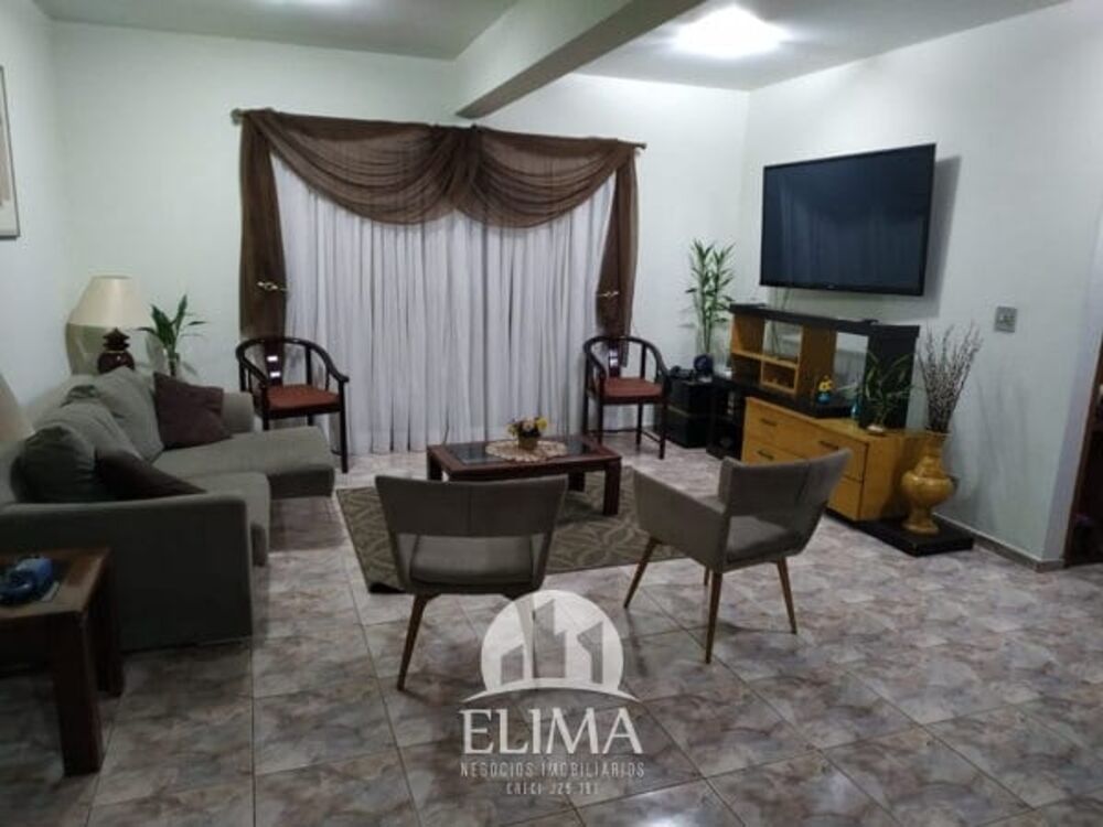 Sobrado à venda com 4 quartos, 120m² - Foto 1