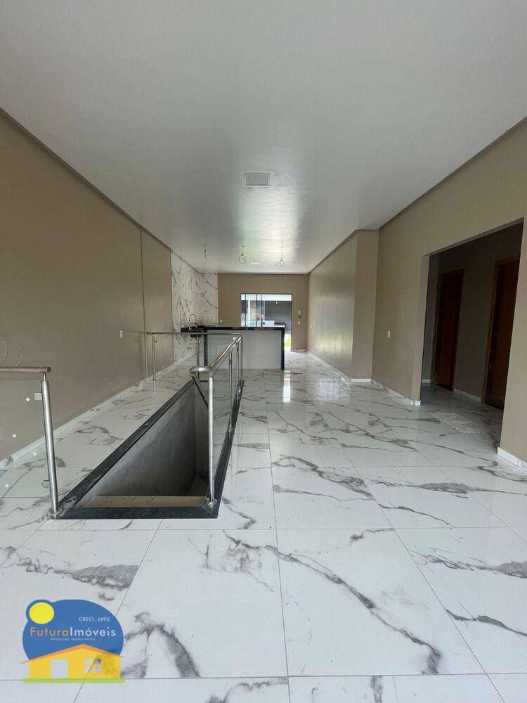Casa para alugar com 3 quartos, 240m² - Foto 1