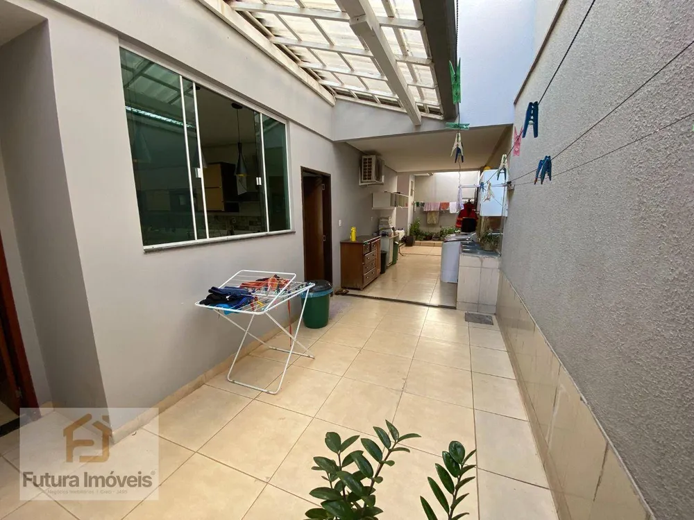 Casa, 5 quartos, 645 m² - Foto 2