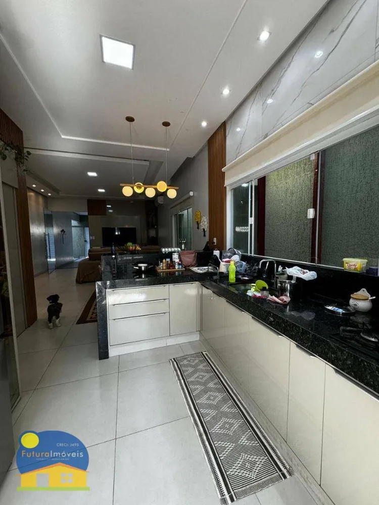 Casa, 3 quartos, 225 m² - Foto 8