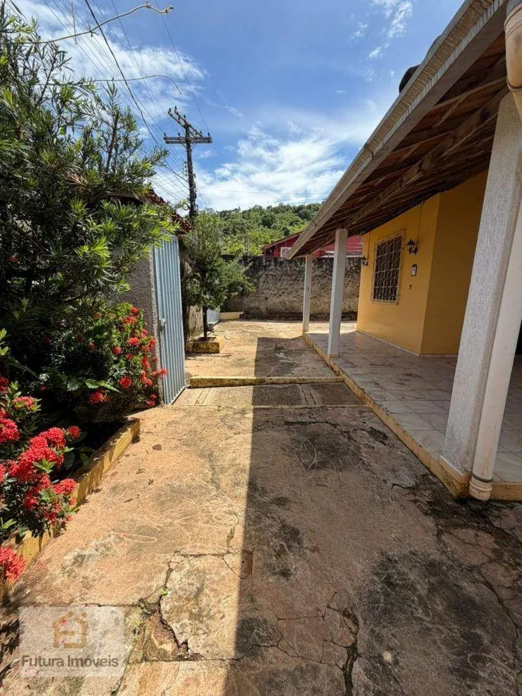Casa, 3 quartos, 198 m² - Foto 2