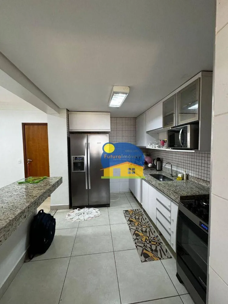 Apartamento, 3 quartos, 205 m² - Foto 3