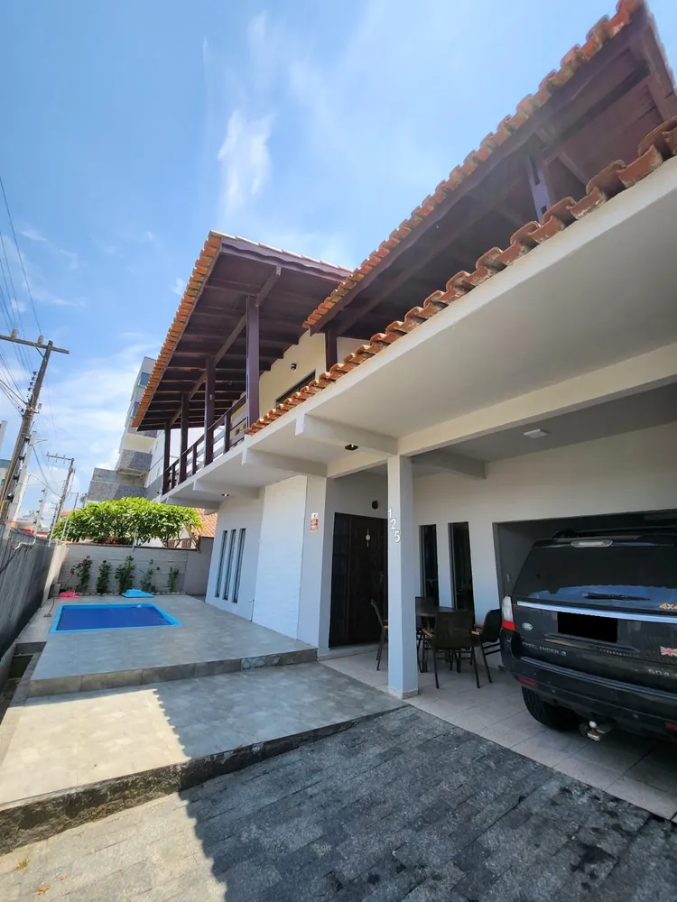 Casa, 4 quartos, 200 m² - Foto 1