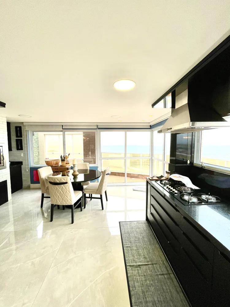 Cobertura, 3 quartos, 230 m² - Foto 1