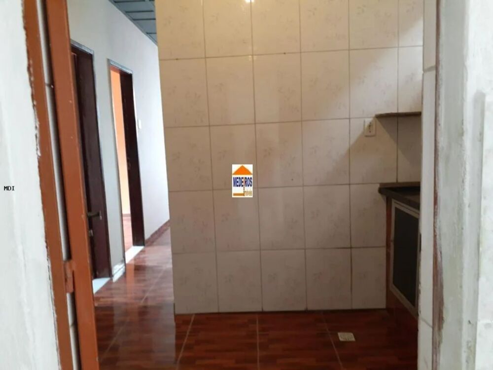 Casa à venda com 2 quartos, 160m² - Foto 6
