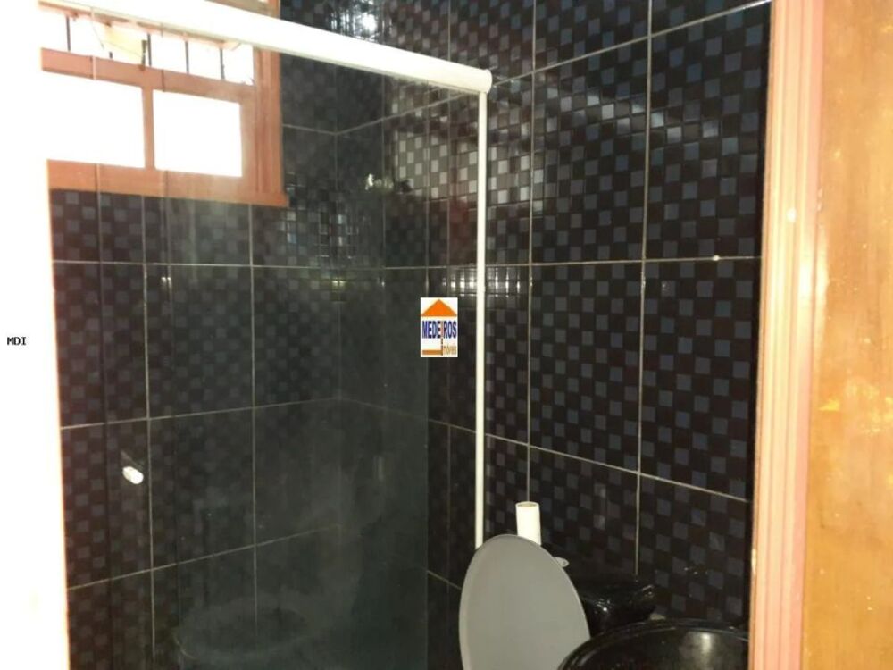 Casa à venda com 2 quartos, 160m² - Foto 13