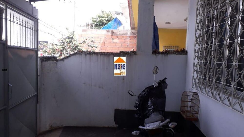 Casa à venda com 3 quartos, 124m² - Foto 8