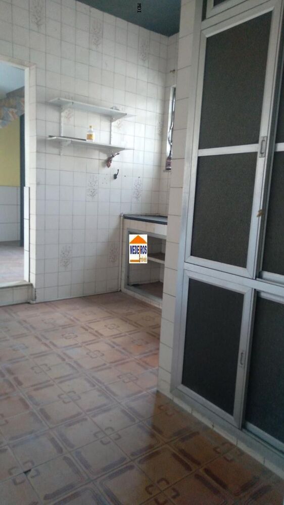 Casa à venda com 2 quartos, 200m² - Foto 19