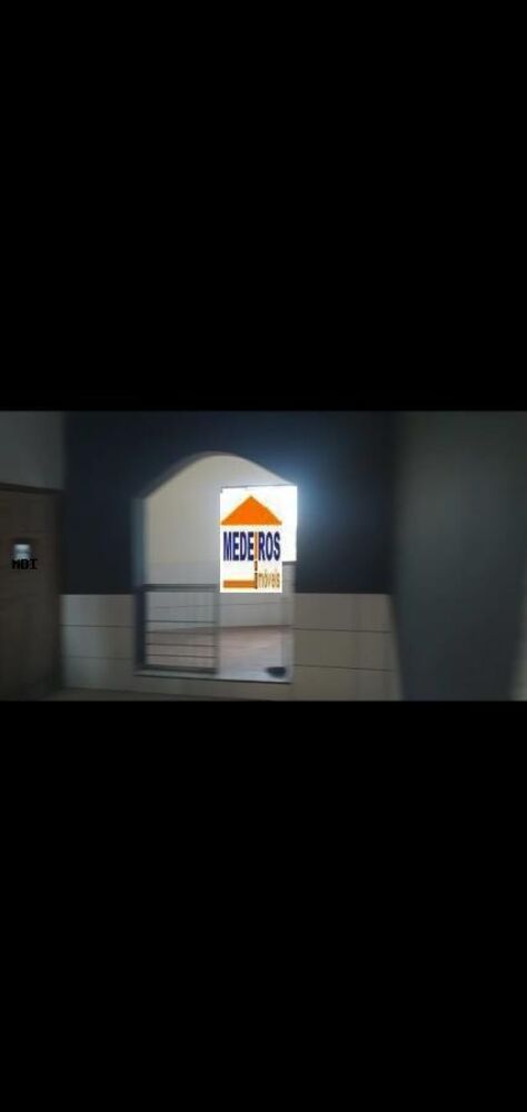 Casa à venda com 2 quartos, 200m² - Foto 9