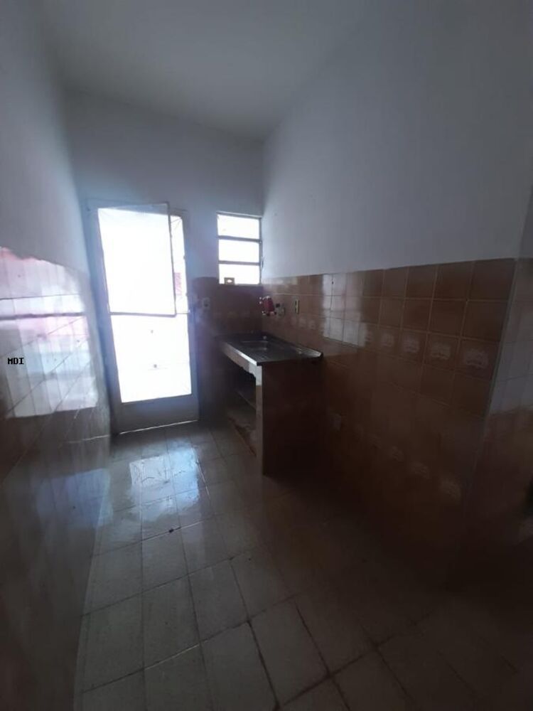 Casa à venda com 1 quarto, 60m² - Foto 7