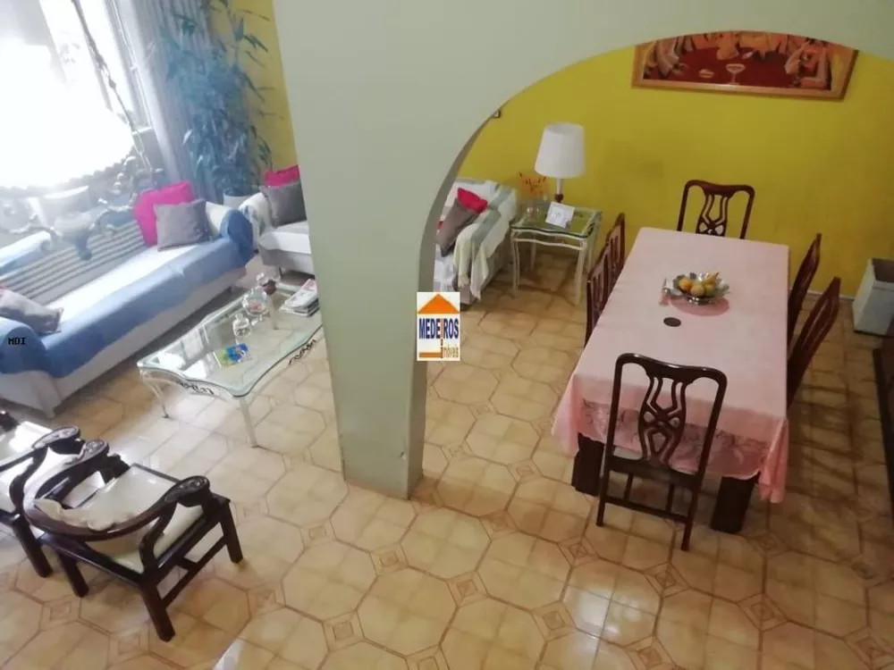Casa, 4 quartos, 240 m² - Foto 16