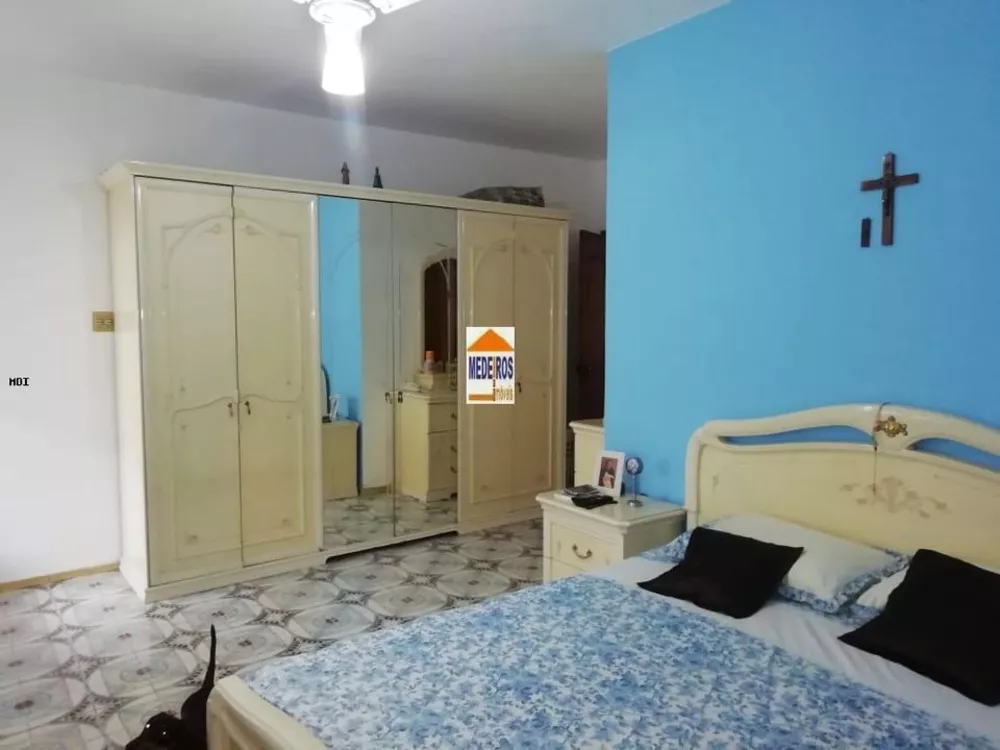 Casa, 4 quartos, 240 m² - Foto 3