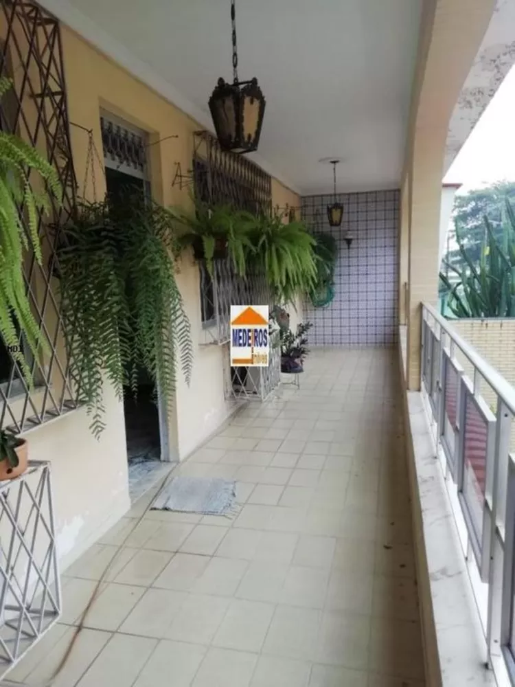 Casa, 4 quartos, 240 m² - Foto 17