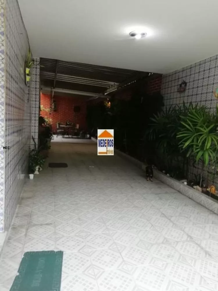 Casa, 4 quartos, 240 m² - Foto 13