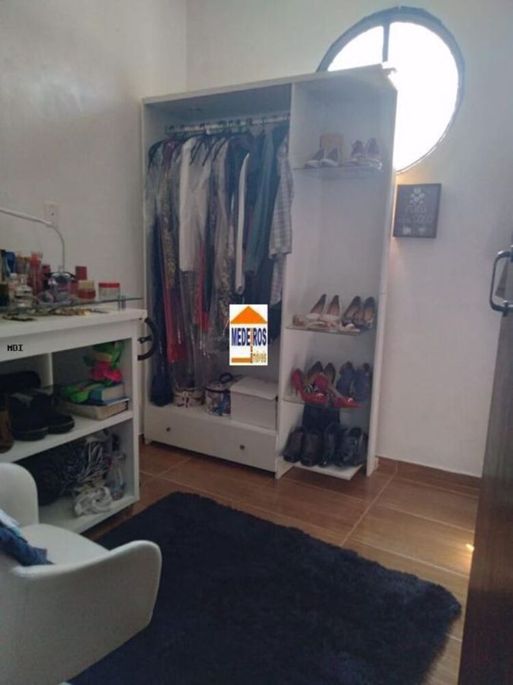 Casa à venda com 4 quartos, 180m² - Foto 5