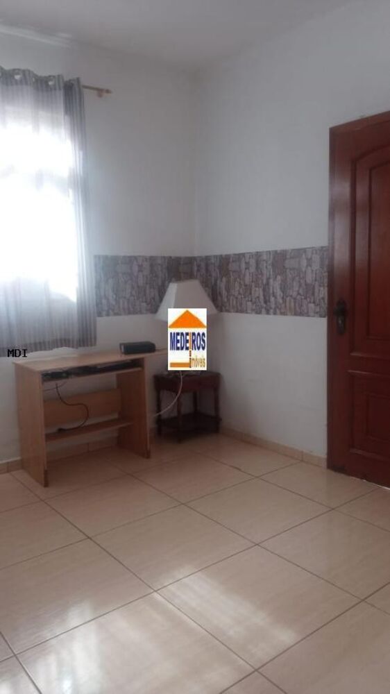 Casa, 2 quartos, 200 m² - Foto 1