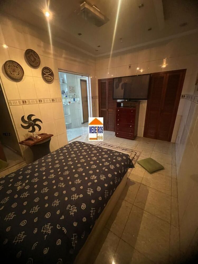 Casa, 4 quartos, 210 m² - Foto 19