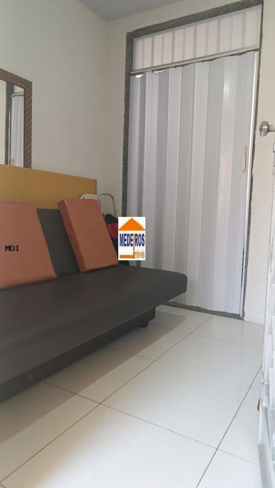 Casa à venda com 2 quartos, 90m² - Foto 14