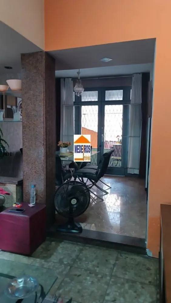 Casa, 3 quartos, 250 m² - Foto 1