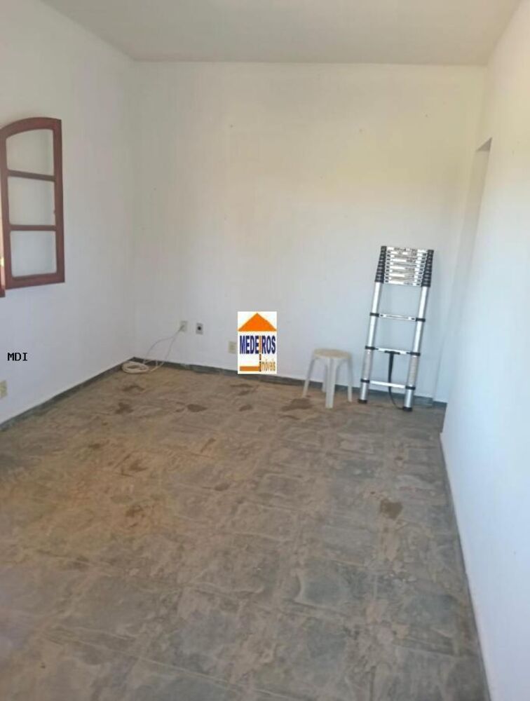 Casa à venda com 2 quartos, 444m² - Foto 4