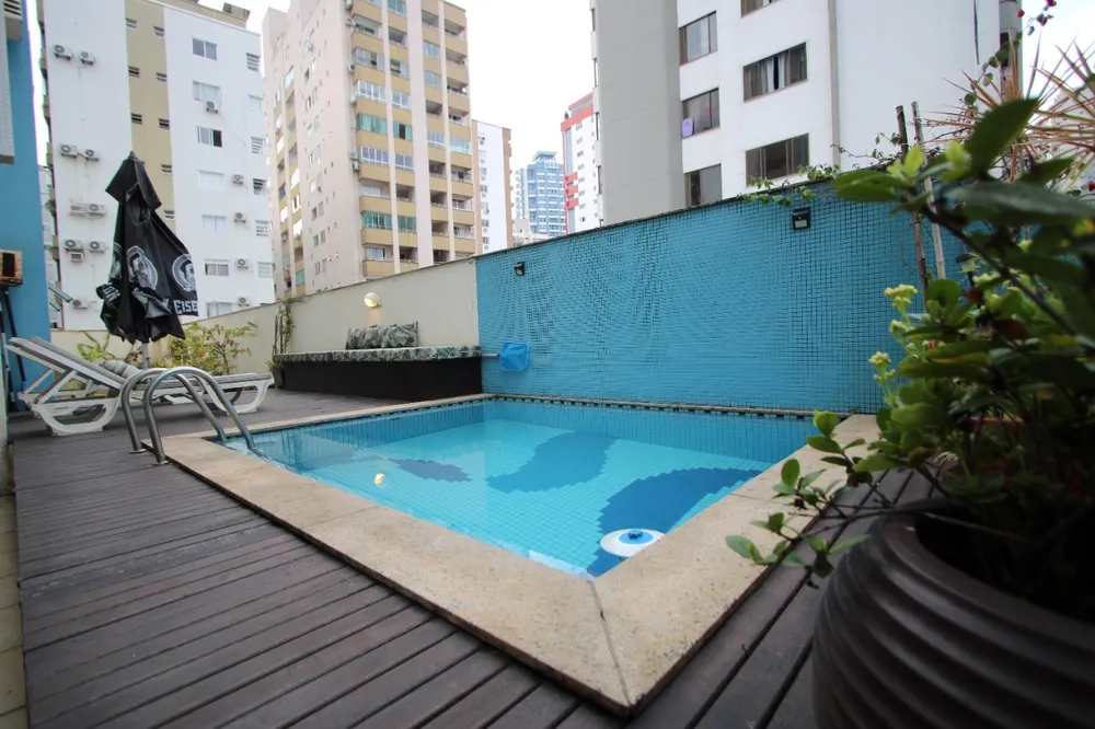Apartamento, 3 quartos, 214 m² - Foto 1