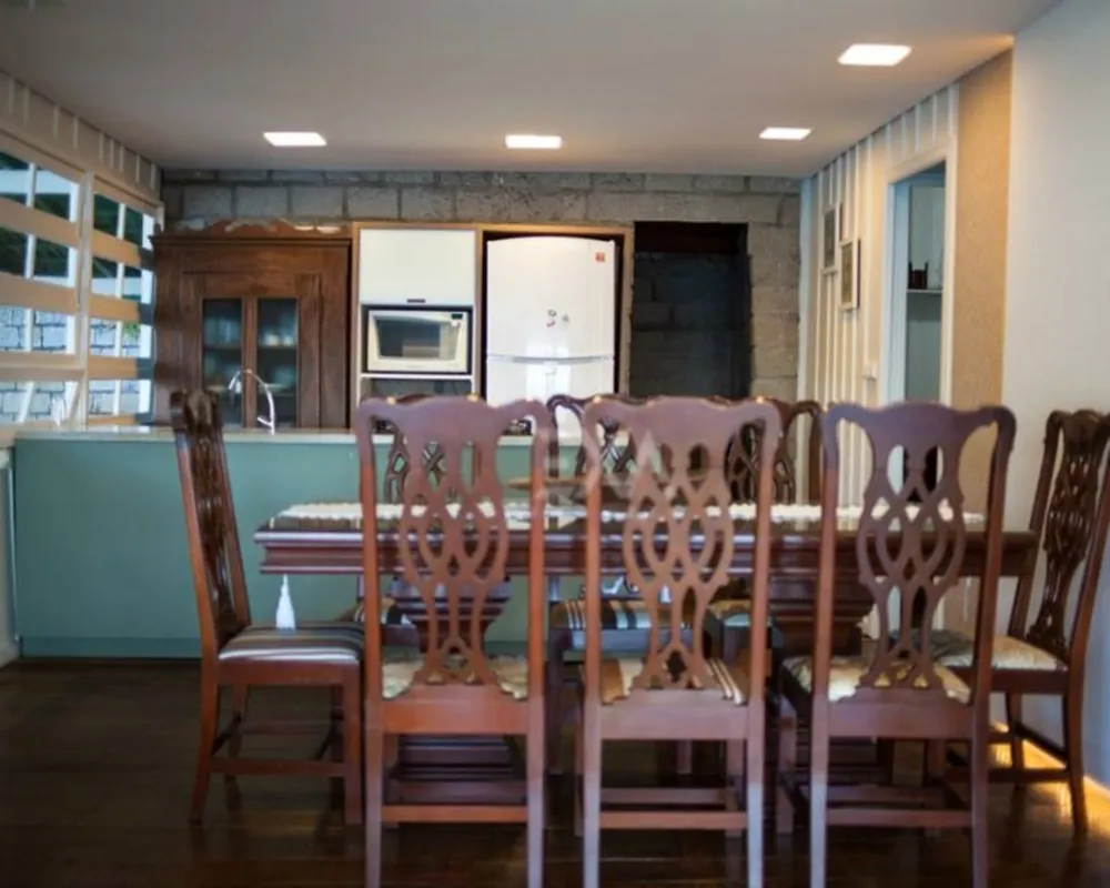Casa, 3 quartos, 250 m² - Foto 11