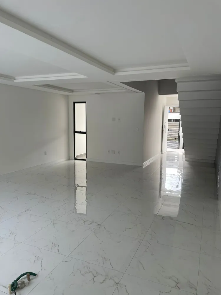 Casa, 3 quartos, 173 m² - Foto 1