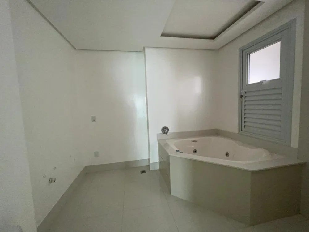 Apartamento, 4 quartos, 233 m² - Foto 3