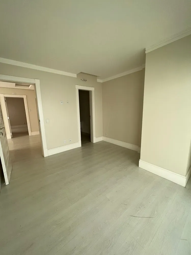 Cobertura, 3 quartos, 245 m² - Foto 3