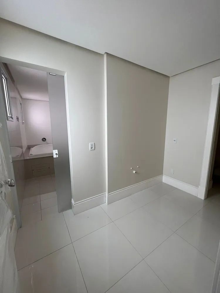 Cobertura, 3 quartos, 245 m² - Foto 8