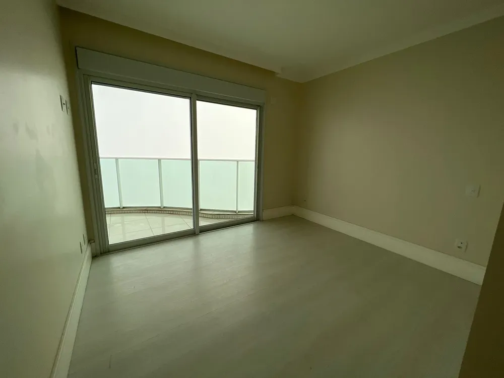 Cobertura, 3 quartos, 245 m² - Foto 6