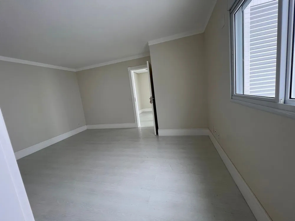 Cobertura, 3 quartos, 245 m² - Foto 4