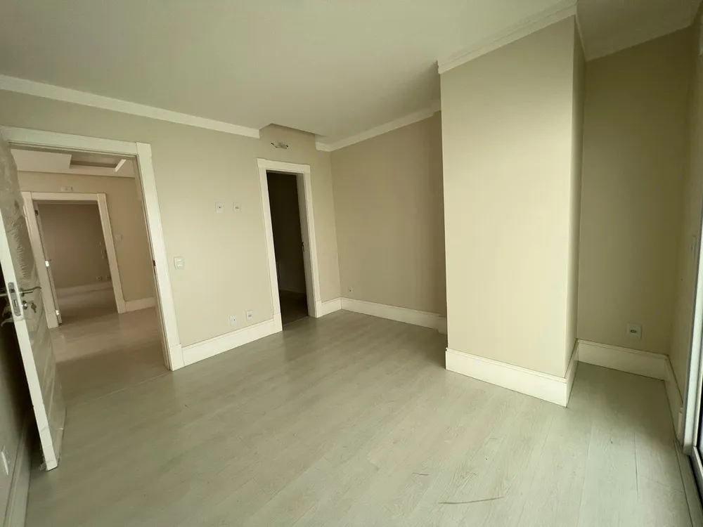 Cobertura, 3 quartos, 245 m² - Foto 1
