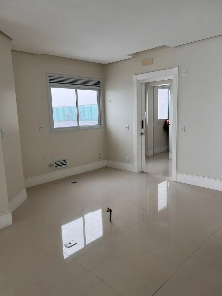 Cobertura, 3 quartos, 245 m² - Foto 11
