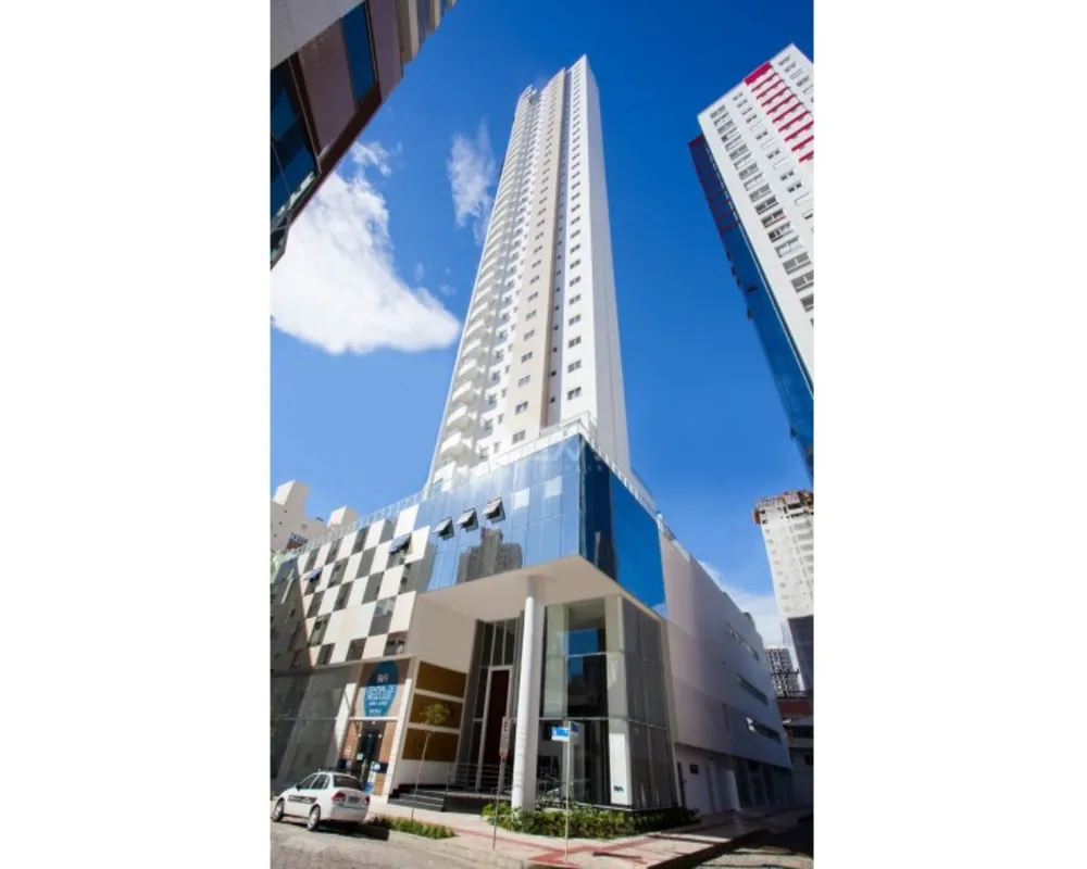 Apartamento, 3 quartos, 257 m² - Foto 1