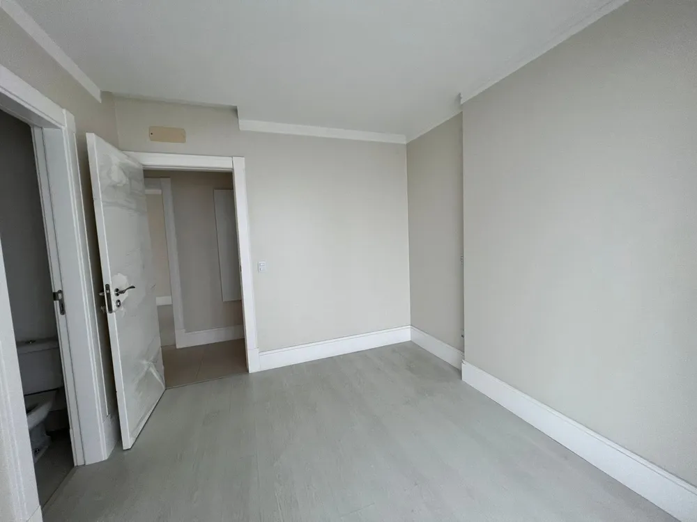 Apartamento, 3 quartos, 128 m² - Foto 2