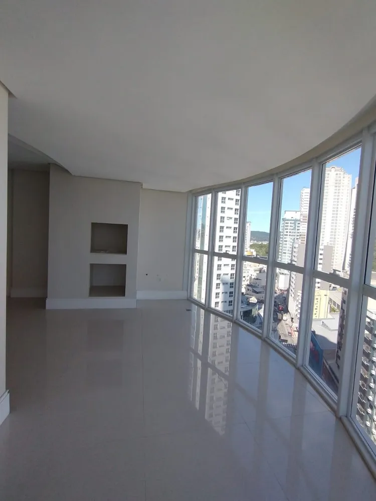 Apartamento, 3 quartos, 128 m² - Foto 3