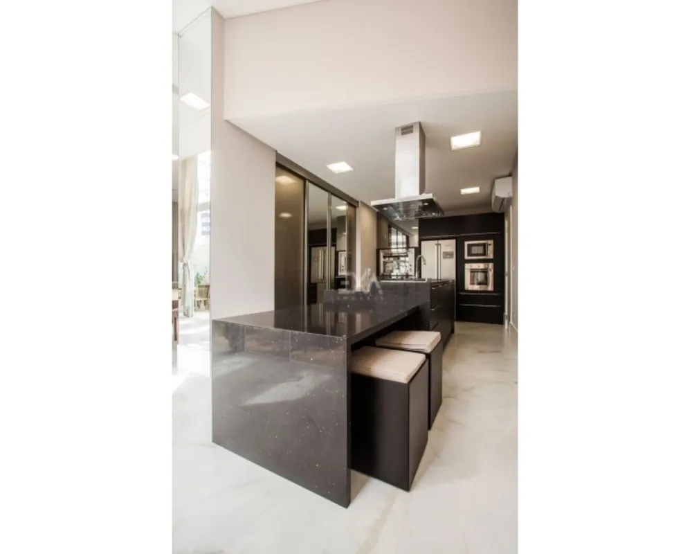 Apartamento, 3 quartos, 266 m² - Foto 8