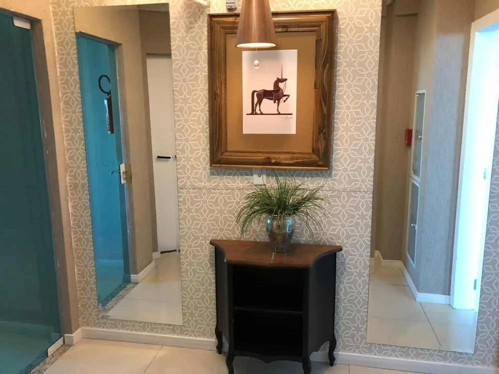 Apartamento, 3 quartos, 182 m² - Foto 2