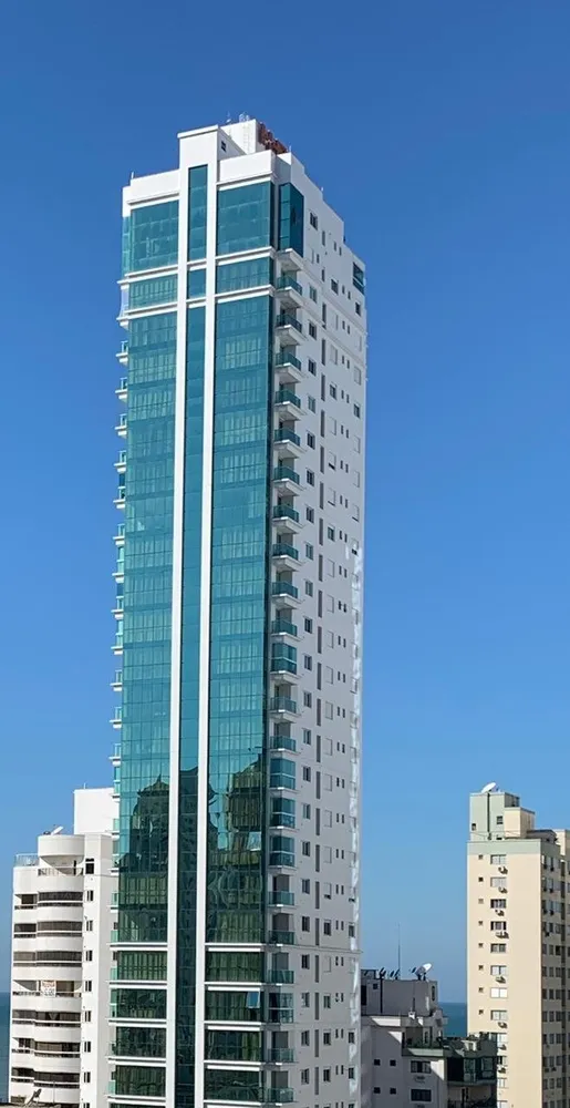 Apartamento, 3 quartos, 162 m² - Foto 1
