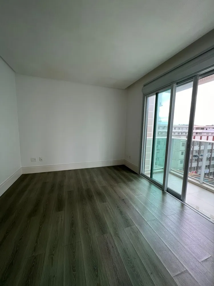 Apartamento, 3 quartos, 162 m² - Foto 2