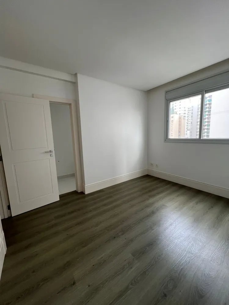 Apartamento, 3 quartos, 162 m² - Foto 3